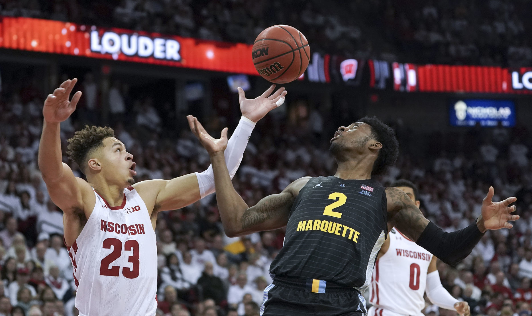 Badgers 77, Golden Eagles 61